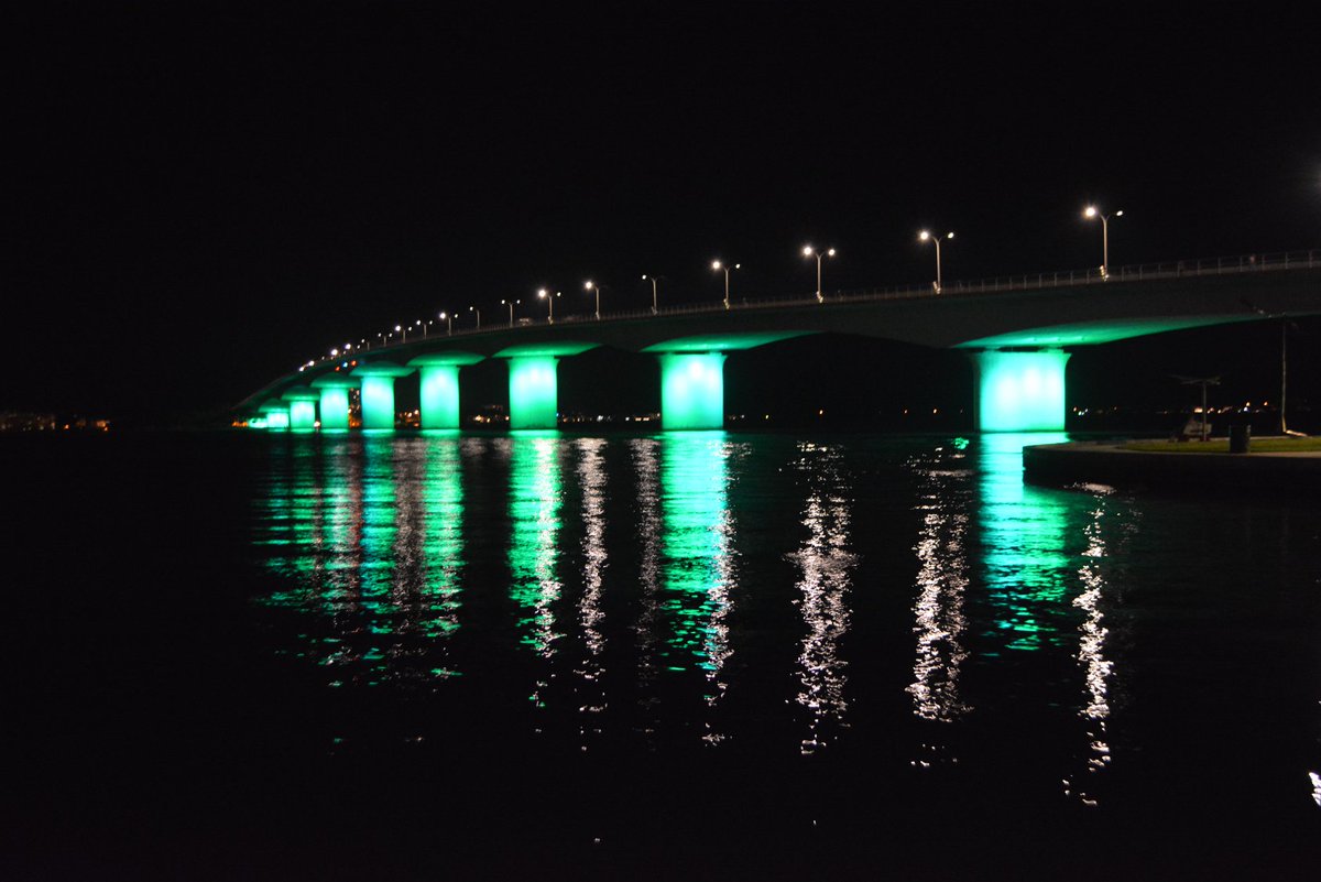 CityofSarasota's tweet photo. The Ringling Causeway Bridge will light up in rainbow colors in recognition of Pride Month June 22 -28 following a resolution from the City Commission as required by @MyFDOT_SWFL .🏳️‍🌈 Read more: https://t.co/nLBCBhpiur https://t.co/RML3MG0bxK