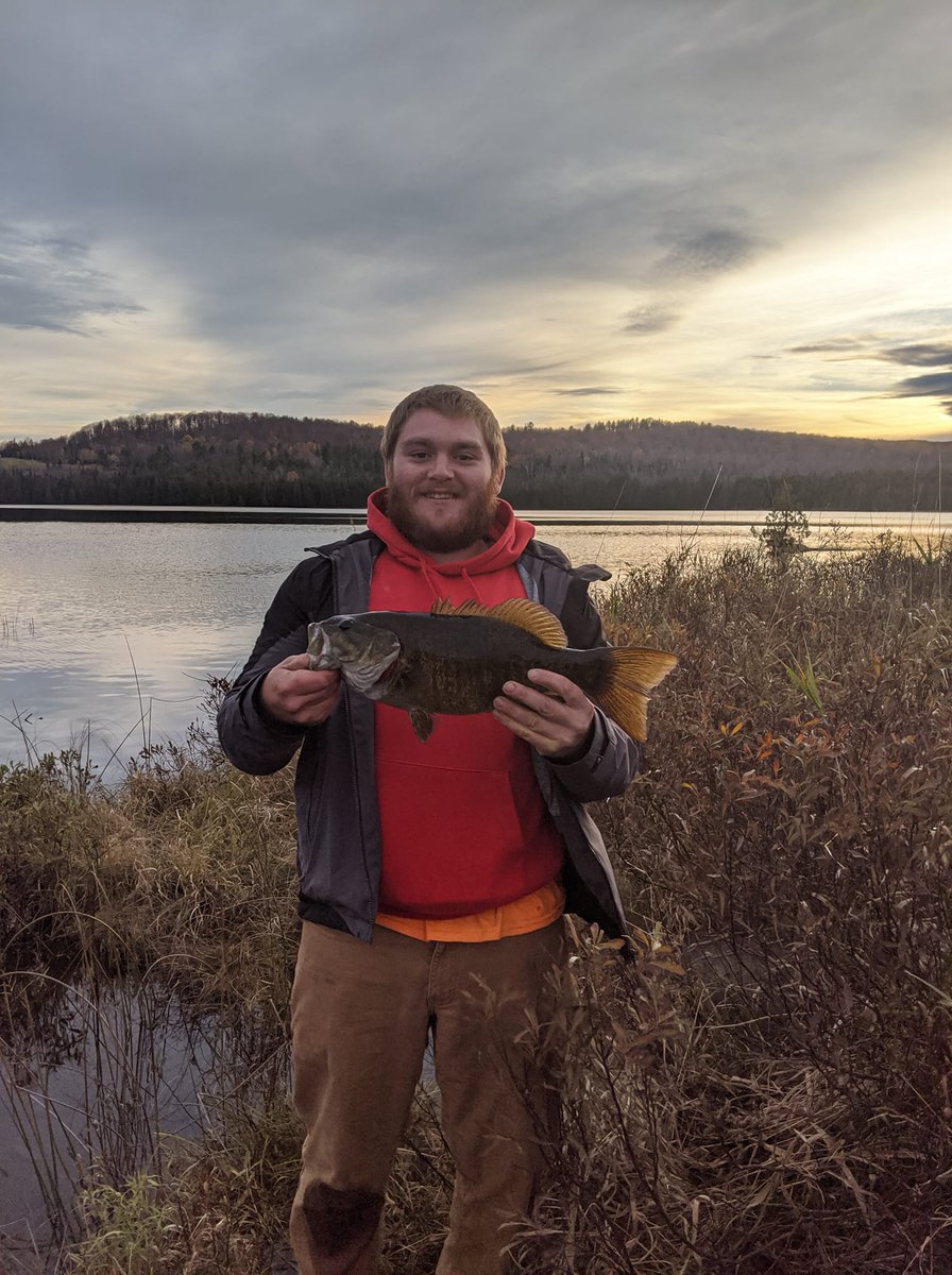 CatchCompany's tweet photo. Every week, we ask our community to share their best fishing pics and videos from the weekend. Here are a few recent catches for #MondoMonday!
📸 | Ryley R.
📸 | Robert J.
📸 | Reilly D. S.
📸 | Emily G.
#CommunityCatch #bassfishing https://t.co/lUI0pPyNRb
