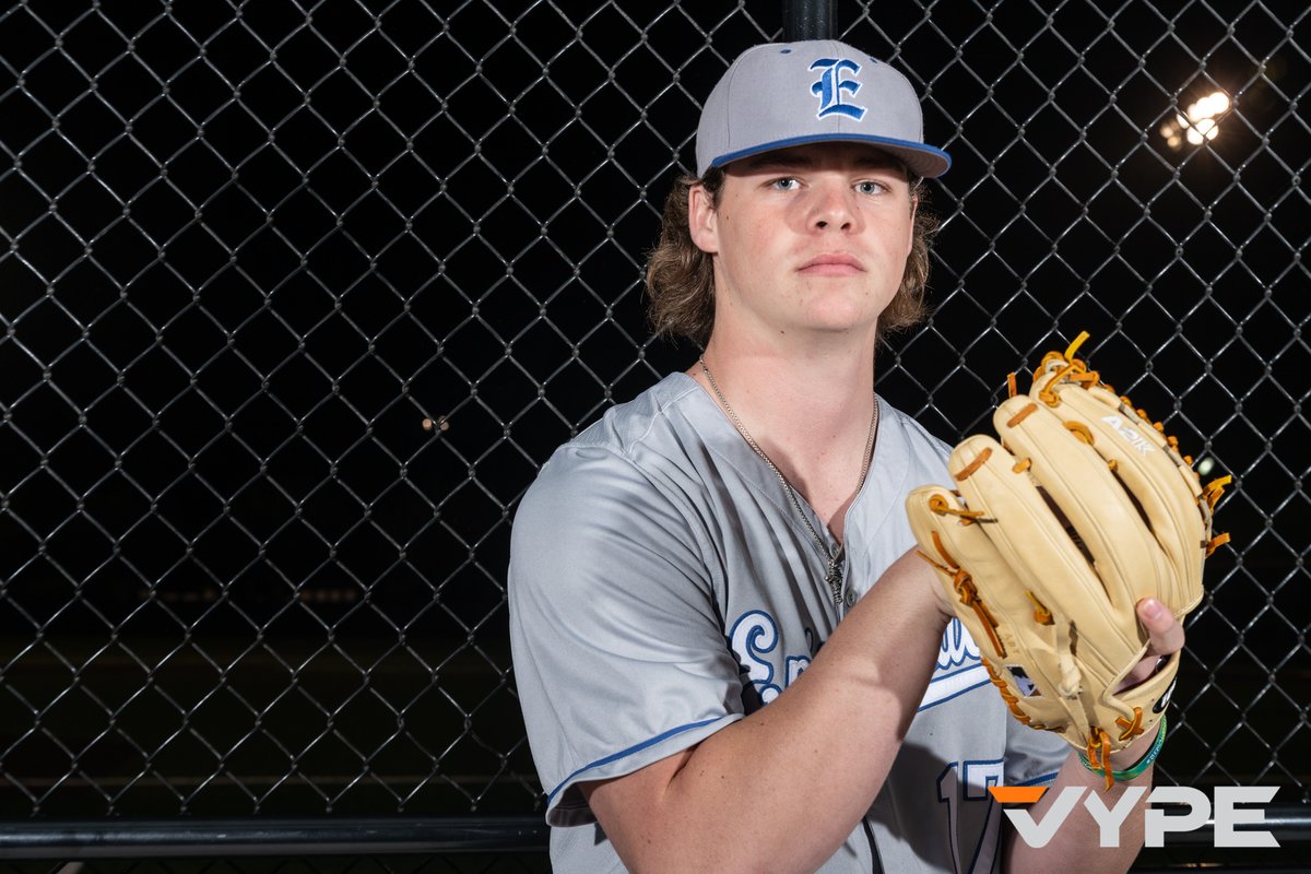VYPE Houston Private School Baseball Player of the Year Fan Poll ⚾️ 🏅(Poll Closes 6/27 at 7pm)🏅 Nominees(3/4) @GunnarBrown7 @Angeline77075 @jacob_rebrook @grantstringer4 @MarshallHale9 Ty Baker - @SBS_Houston @jjkell99 @deundrehjones25 VOTE: vype.com/Texas/Tx-Priva…