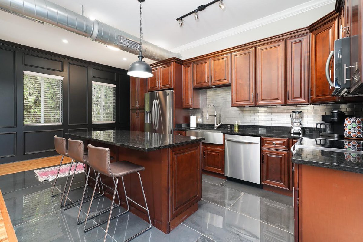 Ryder_Realtor's tweet photo. Head over to my Instagram :Ryder_Realtor too see more of this awesome listing 🏡 https://t.co/s1Euyah2V4