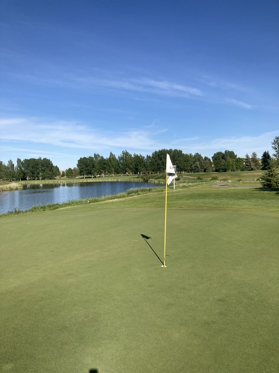 Played some golf at <a href="/ChinookGolf/">Chinook Golf Course</a> today and couldn’t believe how perfect the course was.  The greens were 11/10 and fast!  What a job as always by Doug and crew.  The SW and <a href="/City_SC/">Swift Current</a> is so lucky with the courses we have here!  #mint #nowind