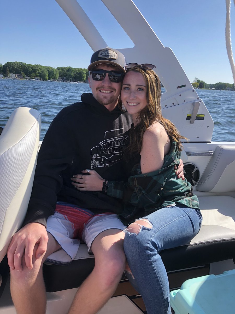 Jacob2carson's tweet photo. Appreciation post to the most amazing girl. So blessed and thankful for all you do! I love you! 🤍 https://t.co/u8s0m3XC1p