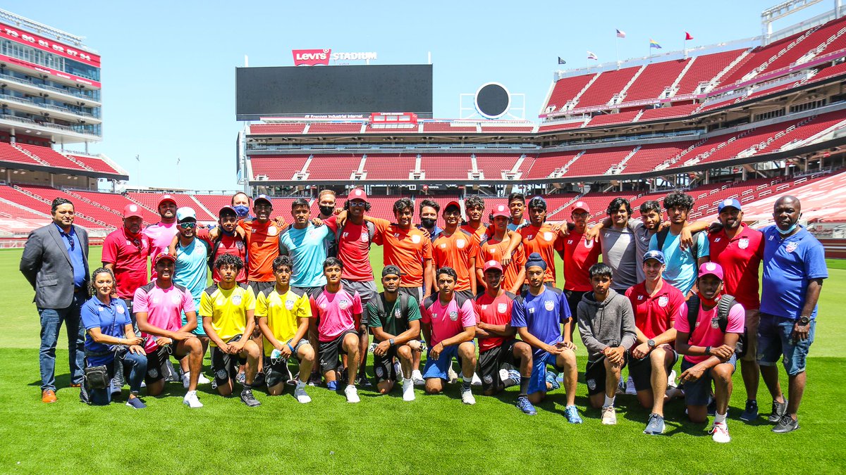 usacricket's tweet photo. 🤩 The U19 Training and Selection Camp rounded out with a trip for the players to the phenomenal Levi's Stadium🏈

The visit included a talk from the USA Cricket Chairman, Paraag Marathe who is President of @49ers Enterprises &amp; Executive Vice President of Football Operations https://t.co/TxDIET1XMh
