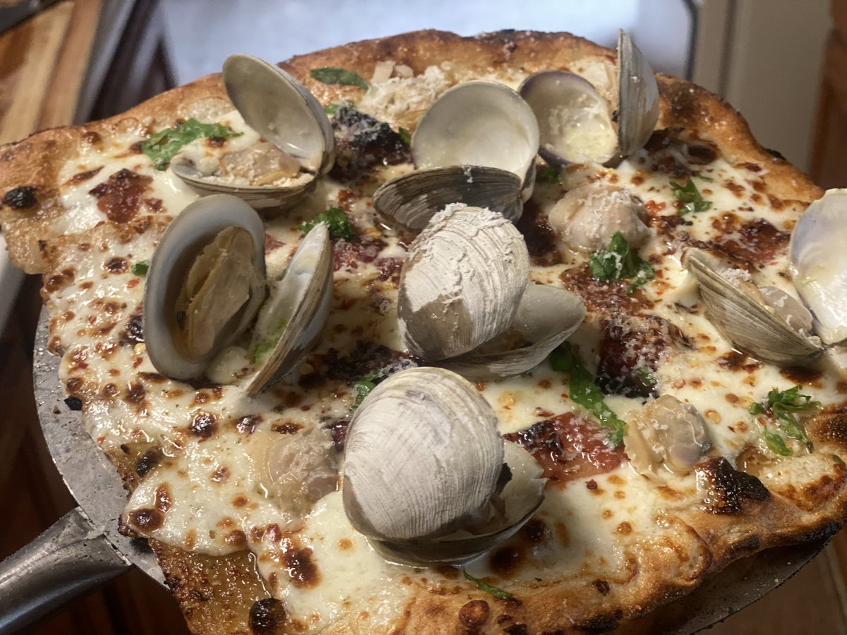 Wahoops's tweet photo. Pizza Night!  Shrimp &amp; Broccoli with a cajun béchamel base, Detroit deep dish, and New Haven Clam pizza.  First time making Detroit.  Clam pizza out of the Pizza Bible. #detroitpizza #shrimppizza #alfaoven #4pizze #clampizza #pizza #woodfiredoven #pizzabible https://t.co/CgMjCzftxj