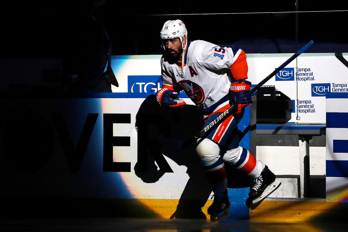 Trading for Cal Clutterbuck helped build Islanders' identity