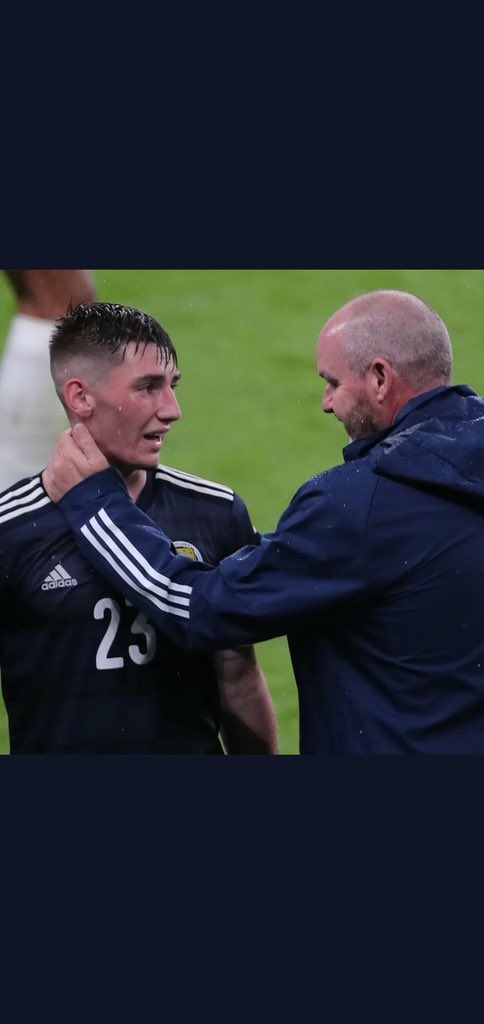 IsRedeyes's tweet photo. Have to isolate vs not a problem Stevie. Someone needs to explain this to me? #EURO2020 #ENGSCO @BBCSport @ITVSport @talkSPORT @SkySportsNews #EUFA2020 #COVID19 #bbceuro2020 #ITVFootball #bbcfootball https://t.co/9zeqST096e