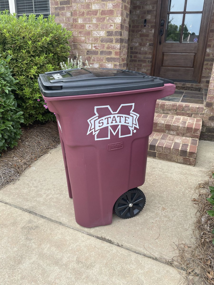 CowbellTales's tweet photo. If you gotta take out the trash, at least do it in style. Thank you @myfancan #HailState #licensedmerch https://t.co/eP0qoesz1I