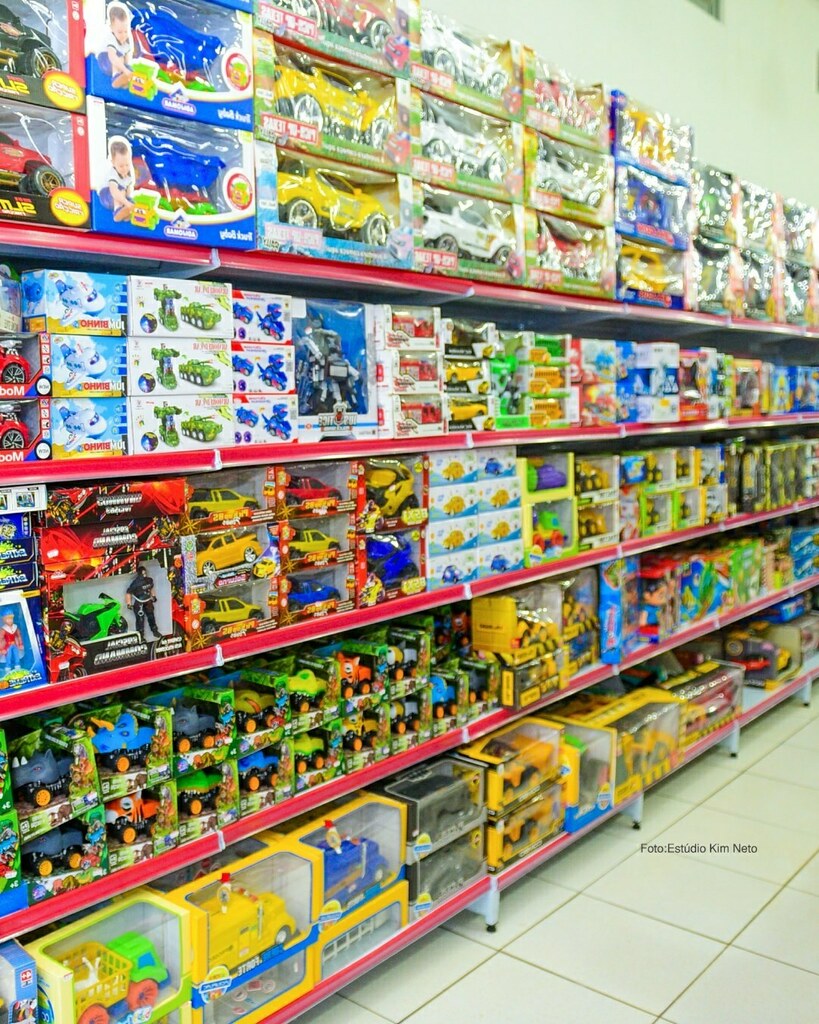 RevistaDoValeRO's tweet photo. 🧸Bonecas, carrinhos🏎, jogos de tabuleiro🧮 e muito mais você encontra na @superutilariquemes 
.
.
.
.
.
.
.
.
#valedojamari #Ariquemes #brinquedos #utensilios https://t.co/EVovl09gKh