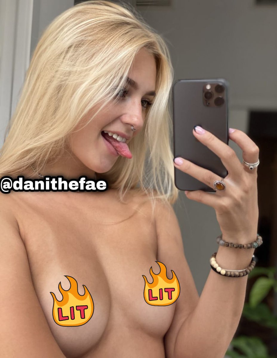 danithefae's tweet photo. venham conhecer meus conteúdos +18 🥵😈
surpresinha automática na dm pra quem der fav e rt 🥰🎁 https://t.co/mpAiYU49yT