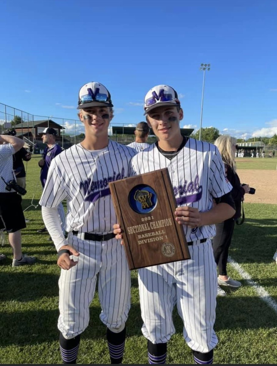 ecmboyshockey's tweet photo. Congratulations @PeytonPlatter &amp; @Lukeerickson_ and ECM baseball! Boys are headed to state! #multisportathletes #OldAbePride https://t.co/wsXiVMw6BQ