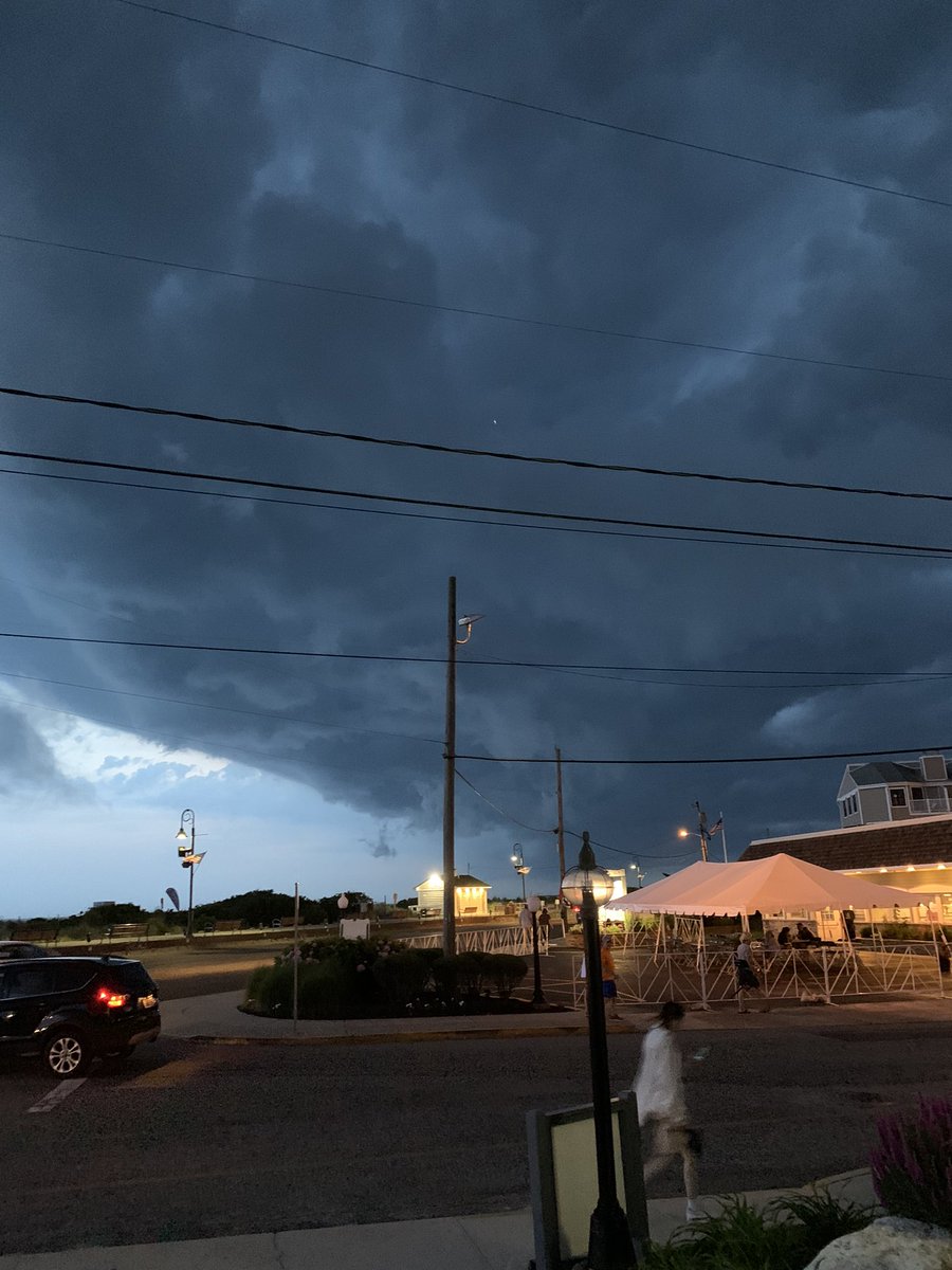 paulnova66's tweet photo. @CecilyTynan @6abcadamjoseph @6abc Cape may https://t.co/IjqbP01t6M