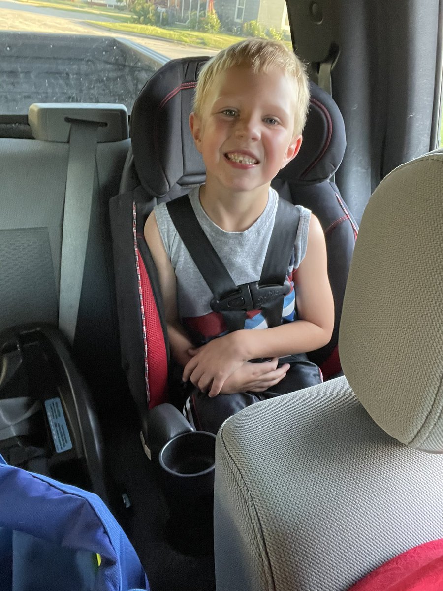 GolfCoachNorth's tweet photo. Me - “What’s your favorite part of baseball?”
Sawyer - “Getting the snacks.” https://t.co/ZNTby6O6MA