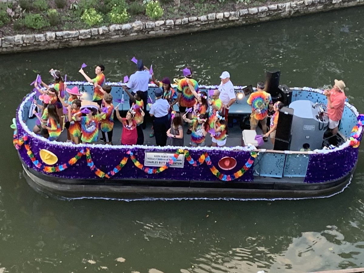 Deborah Knapp (@deborahknapptv5) on Twitter photo Viva! Military Children float sponsored by Charles E Butt <a href="/TXCavaliers/">Texas Cavaliers</a> River Parade 🎉🪅 Viva! Military Children float sponsored by Charles E Butt <a href="/TXCavaliers/">Texas Cavaliers</a> River Parade 🎉🪅