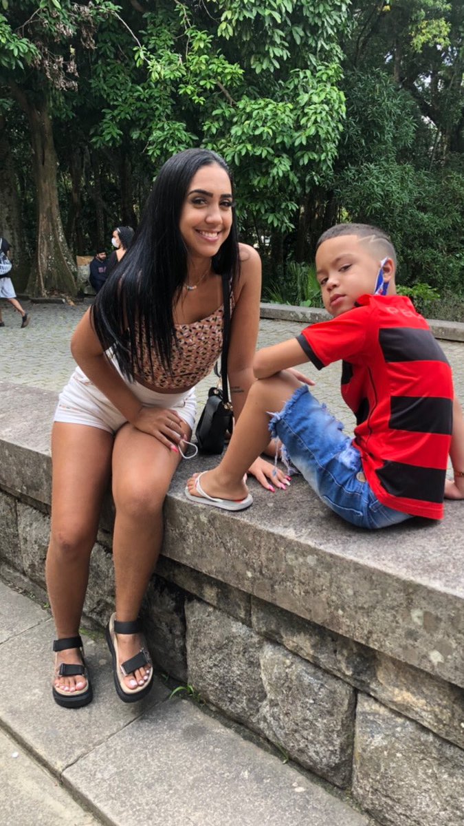 JeniAlmeida2's tweet photo. você é a razão, da minha felicidade 💙🍀 https://t.co/Zu9yVjEUEP