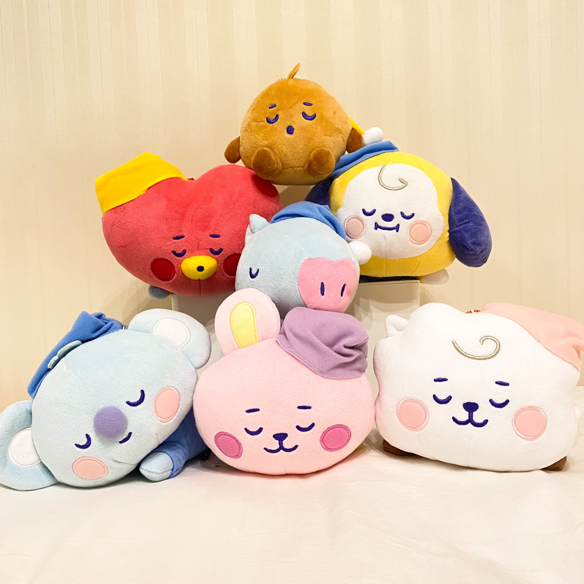 BT21 ぬいぐるみ♡大サイズ♡モーリーファンタジー♡コンプリートセット BT21 ぬいぐるみ♡大サイズ♡モーリーファンタジー