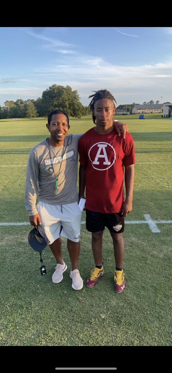 LomaxJeremiah20's tweet photo. After a Great Camp Day @CSUFB And a great talk with @CoachGMoss @autrydenson I am blessed to say that I have received my first offer from Charleston Southern University 🏈 #AGTG https://t.co/UQgcjqNL85