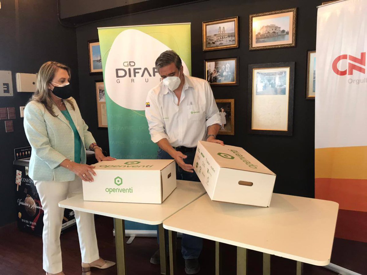 openventi's tweet photo. #OpenVentiUpdate | Retomamos las entregas de los respiradores! Esta vez llegamos hasta el Hospital del #Puyo, Hospital Vicente de Paúl en #Ibarra y Hospital Padre Buffoni de #Esmeraldas. Con estos respiradores hemos sobrepasado las 100 entregas a nivel nacional!! #VamosPorMás🇪🇨 https://t.co/uJ6MlxaWfc