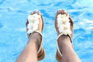 Vertrouwen in jezelf, op je eigen lijf, in je eigen kunnen, een toekomst? Op 25 juni is de buurtdialoog in Lunetten: lekker in je vel. Doe je mee? Meld je dan aan op bit.ly/3cJ6QWW
.
#UtrechtinDialoog #Utrecht #dialoog #gesprek #lekkerinjevel