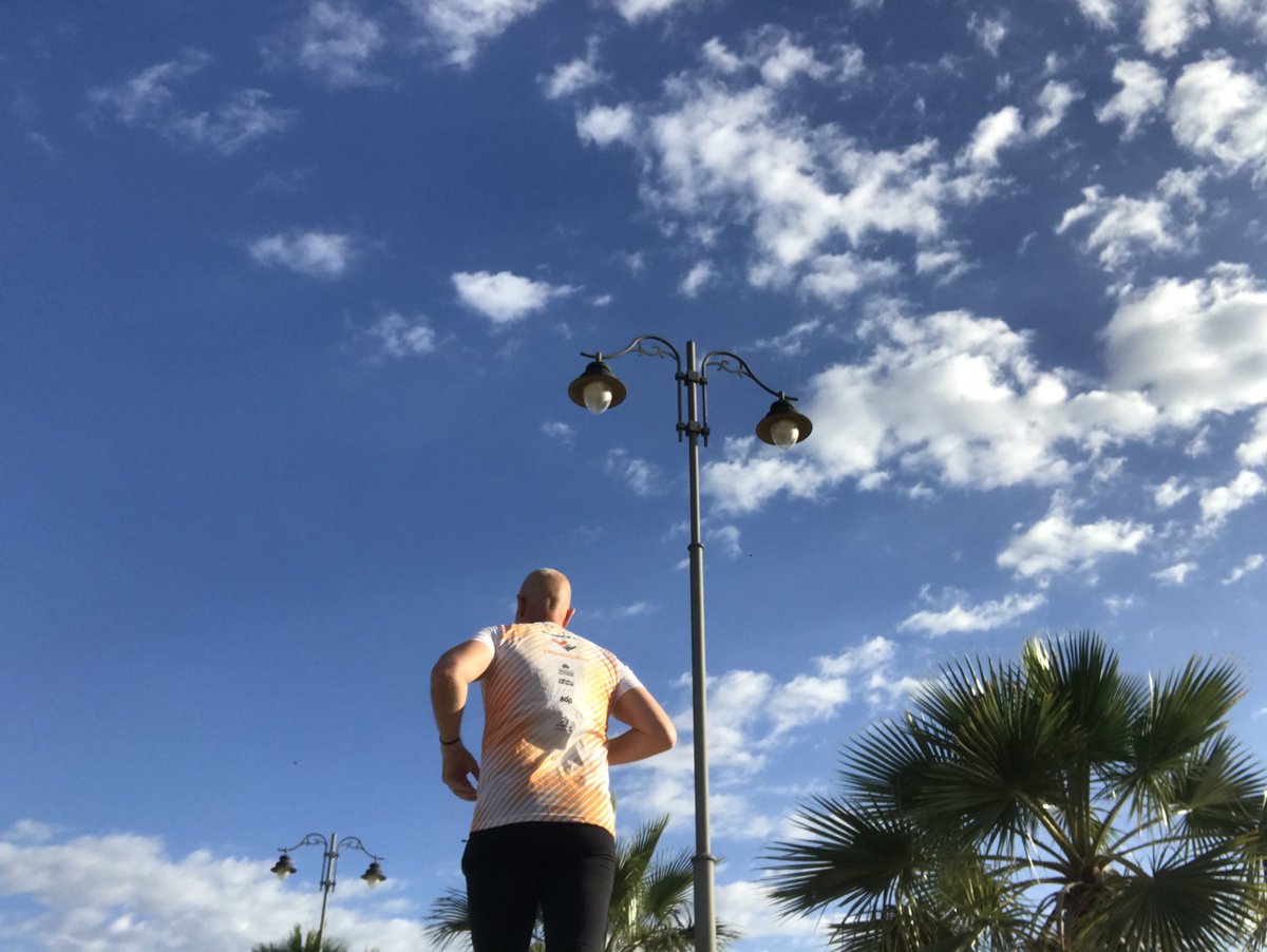 JanWallstrm's tweet photo. Running in Spain #lovetraining #runjustrun https://t.co/Ry1mwUg1L6
