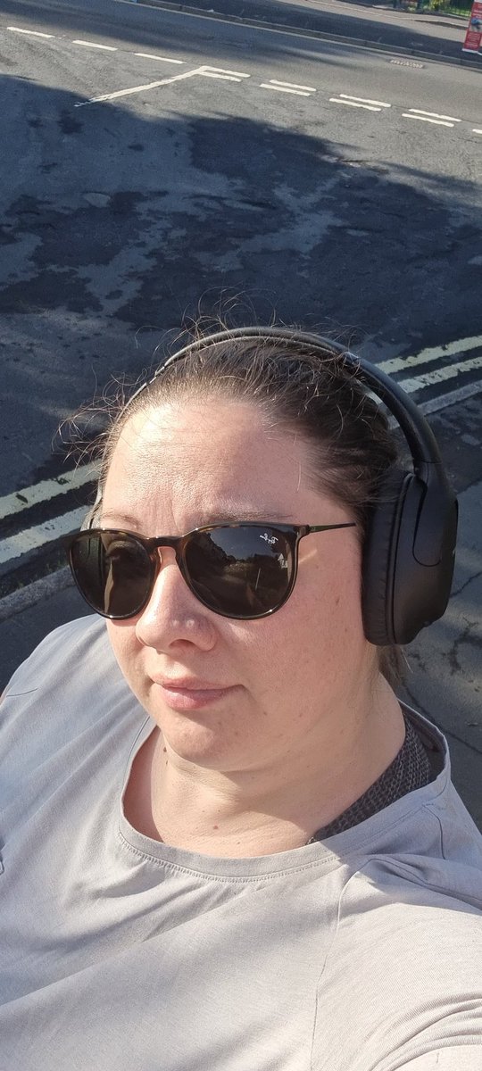 LouMacClare's tweet photo. Walk and an audio book before the start of day 2. Looking forward to meeting more trainees in our 1:1s #TFSI2021 #TeachFirst @TeachFirst @TeachFirstWM https://t.co/JF3MDHMdxO