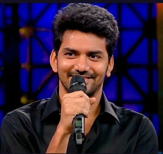 Krithi✨ tweet media