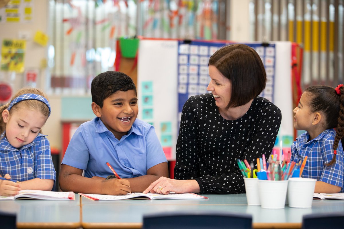 CathEd_DoW's tweet photo. It's Working with Children Week! 👨‍👩‍👧‍👦 We're pleased to join in recognising and supporting the thousands of people in organisations – like our #CEDoW offices and schools – who contribute to the lives of children and young people.

Visit @nswocg for more resources &amp; info. #WWCW2021 https://t.co/0b2O92aL62