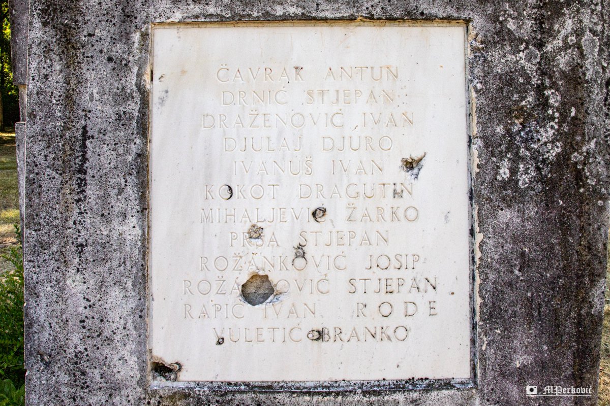 2BreakingNews4's tweet image. Ovako njeguju i čuvaju antifašističe vrijednosti posljednjih 30-tak godina u Hrvatskoj
📸 Brezovica kraj Siska | 15.6.2021.