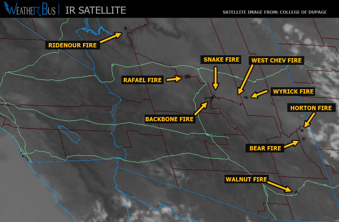 WeatherChitChat's tweet image. Infrared satellite this evening is picking up heat from nine of the actives wildfires currently burning across #Arizona (look for the black areas). #RafaelFire, #BackboneFire, #SnakeFire, #WyrickFire, #HortonFire, #BearFire, #WalnutFire, #RidenourFire, #WestChevFire #azwx #azfire