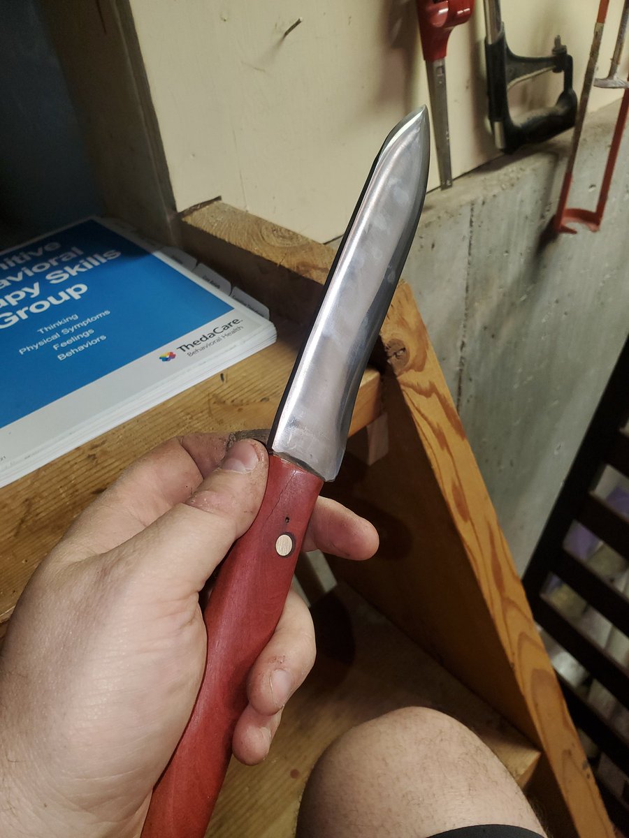 DanVanRN's tweet photo. New project! #knife #blacksmith #maker #craftingeek https://t.co/ibFzQdaqSf