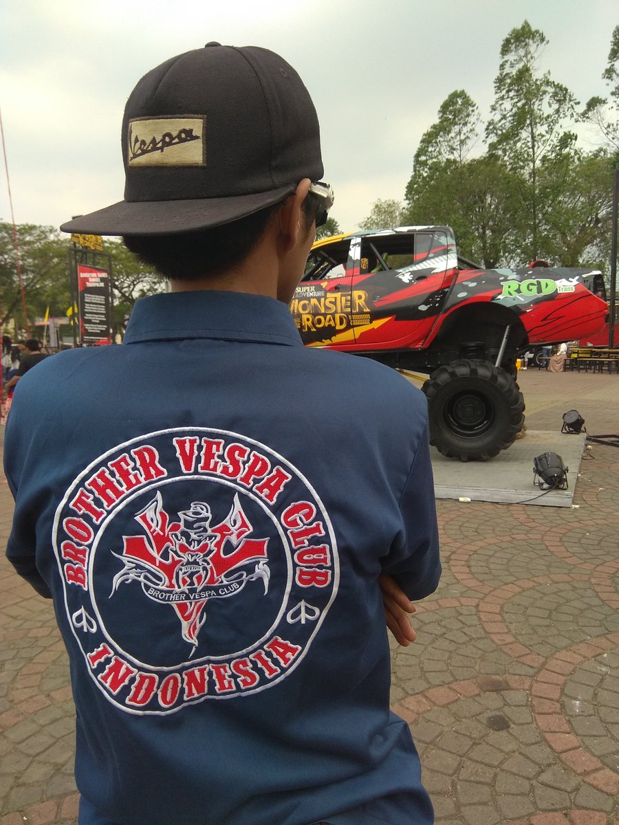 bvcserang's tweet photo. Lama tak bersua, brother
#bvcserang #brothervespaclub #scooteristindonesia #vespaindonesia https://t.co/CldHKMZurL