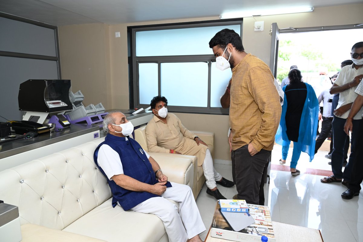 KhamarNaman's tweet photo. Birthday greetings to Deputy Chief Minister of Gujarat Shri Nitinbhai Patel @Nitinbhai_Patel . May God Bless you and give more strength 🙏🏻. Pride of Kadi !
@BJP4Gujarat @CMOGuj @InfoGujarat https://t.co/ze1fWQ90WV