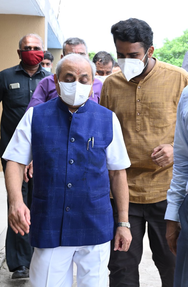 KhamarNaman's tweet photo. Birthday greetings to Deputy Chief Minister of Gujarat Shri Nitinbhai Patel @Nitinbhai_Patel . May God Bless you and give more strength 🙏🏻. Pride of Kadi !
@BJP4Gujarat @CMOGuj @InfoGujarat https://t.co/ze1fWQ90WV