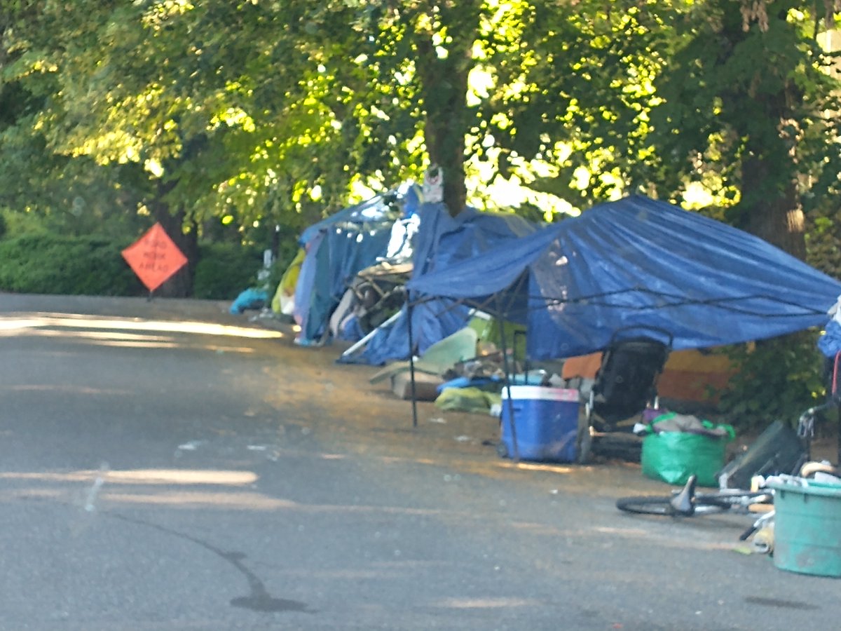 Commissioner in charge of Parks <a href="/CommRubio/">Commissioner Carmen Rubio</a>
Commissioner in charge of Streets and sidewalks <a href="/JoAnnPDX/">Commissioner Jo Ann Hardesty</a>
#Portland #Portlandoregon #pdx #PDX #ParksAndRec #Publicspaces #publicparks #outdoor #outdoors #Outdoorspaces #cityviews #Oregon #visitPDX #visitpdx #visitportland #retweet