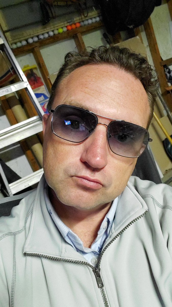 poschpounder's tweet photo. I am digging my new glasses!  #justgotmyzennis https://t.co/VfSMZB6bFm
