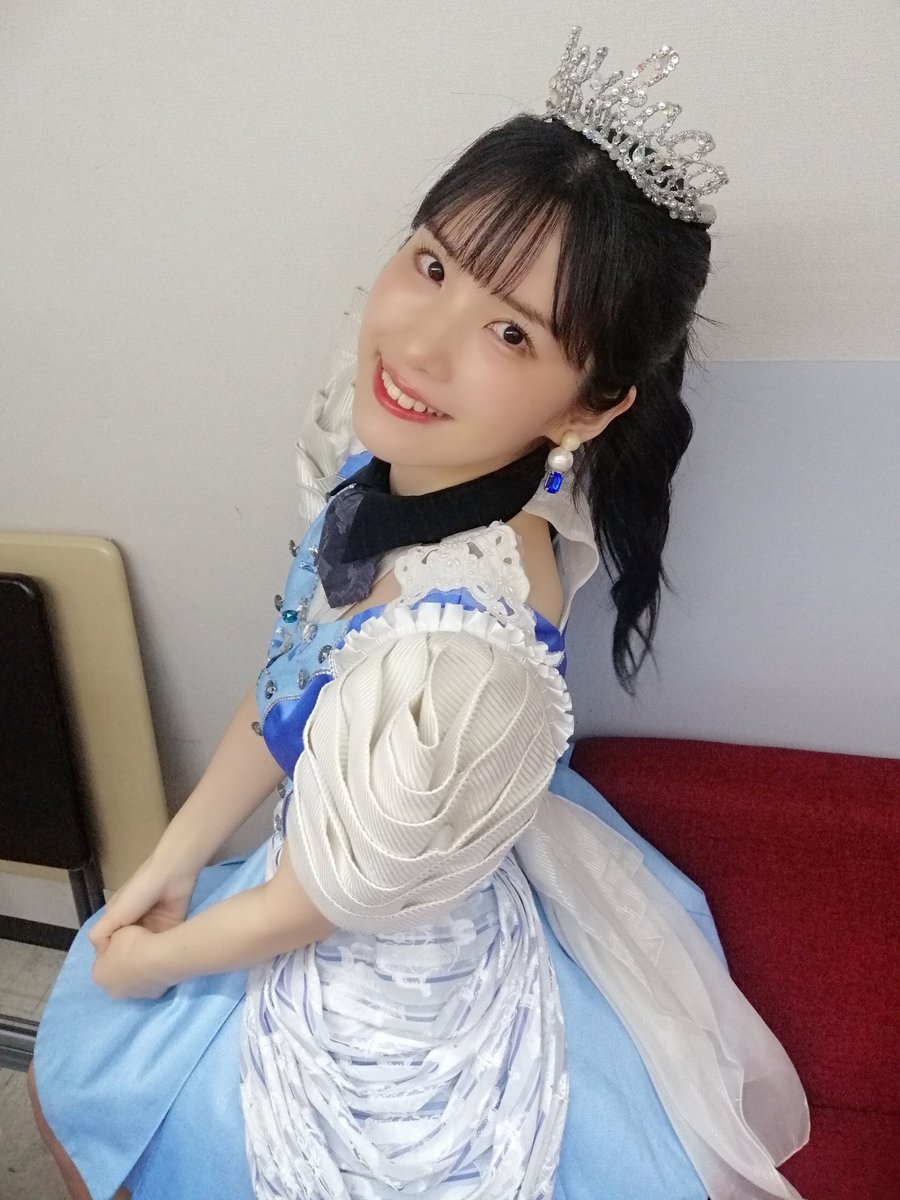 ポニーテールを写真にうつすのは難しいなぁ さほを

きのうのね、アフィリアさんとの㊙打ち合わせ写真を見ててもね、まるでショートカットみたいにすっきりしちゃって見えるしさ〜😗😗💓

#あなたは集合写真の推しメンを拡大する派ですか
#私はする #ふふふ