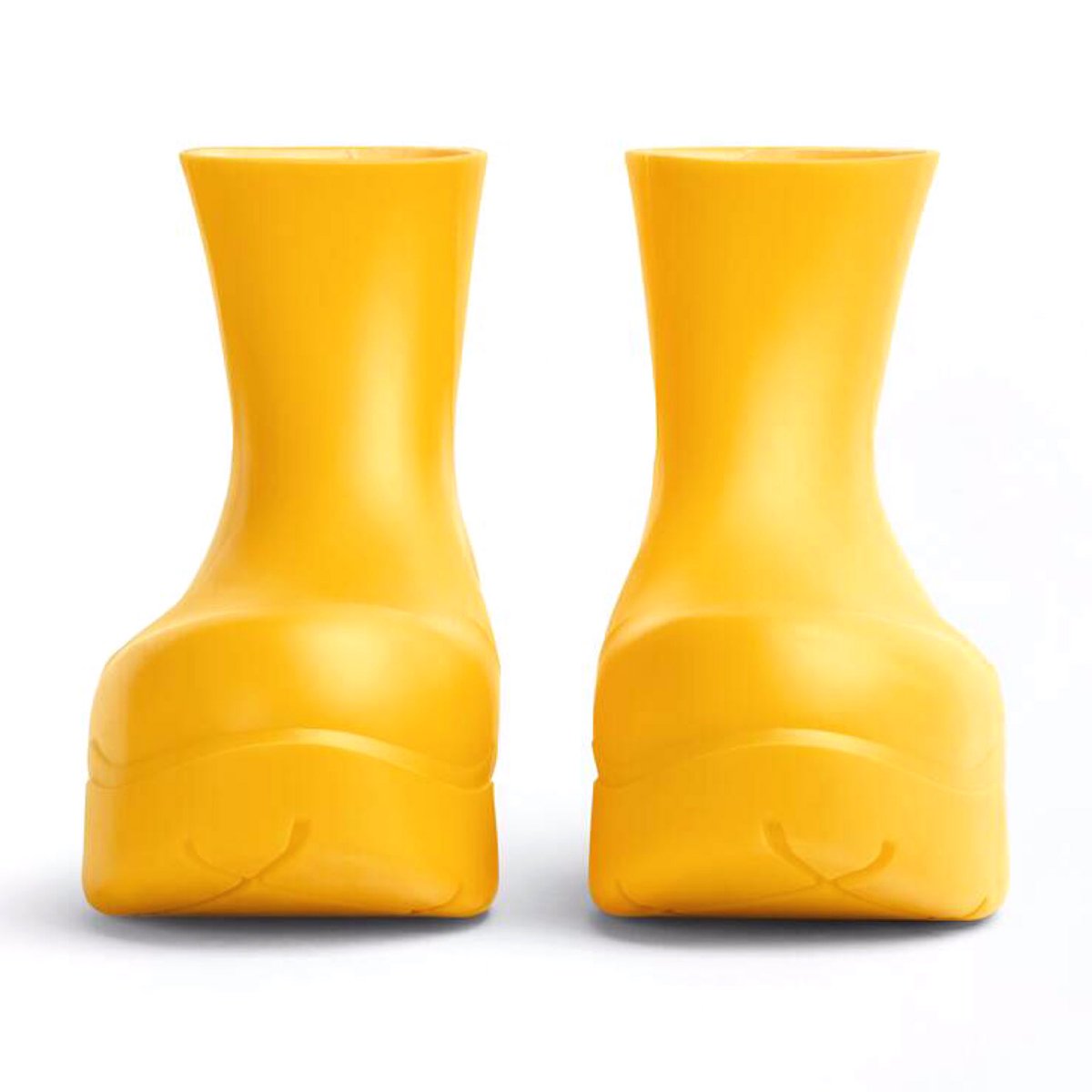 Ssamdi_Style's tweet photo. BOTTEGA VENETA
puddle boots (yellow)
—$650

#정기석 #사이먼도미닉  #SimonDominic  #Ssamdi #ssamdifashion #fashion #aomg #darkroom #bottegaveneta https://t.co/ptlhqkk2kL