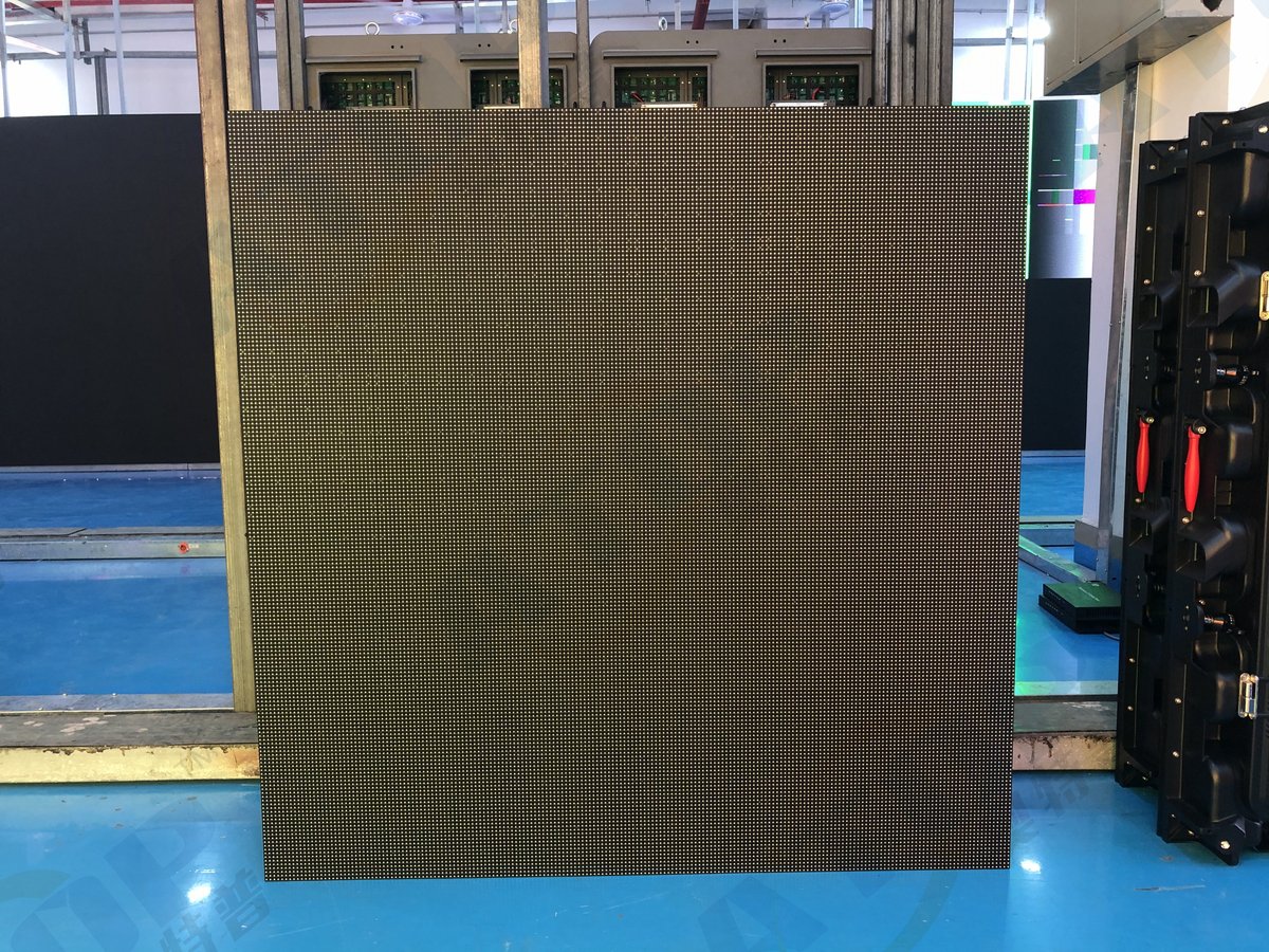 atop_led's tweet image. P5 outdoor led screen for advertising
960x960mm die casting magnesium cabinet
#ATOPLEDSCREEN #outdoor #outdoorledscreen #advertisingscreens #outdoorbillboards #p5 #p5ledscreen