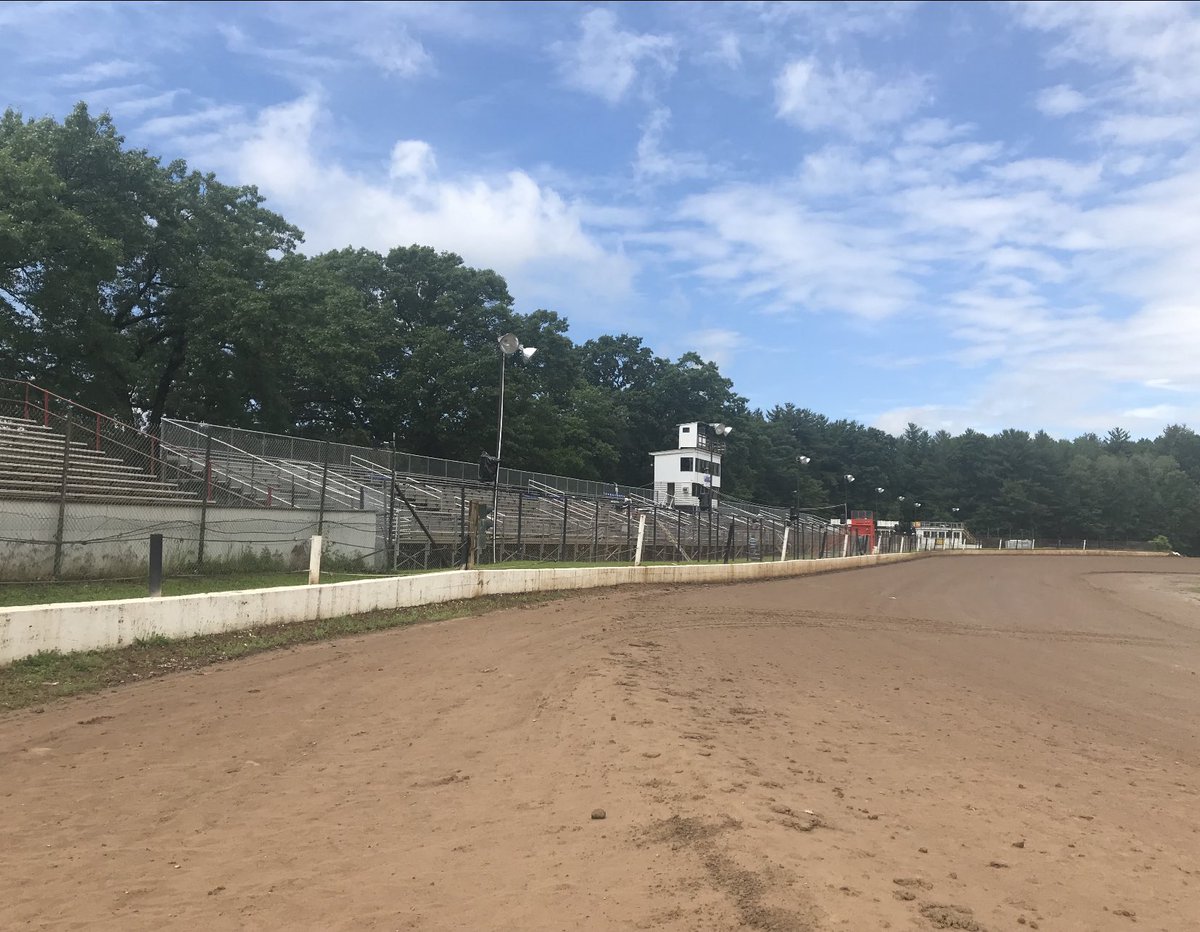 Super DIRTcar Series tweet media
