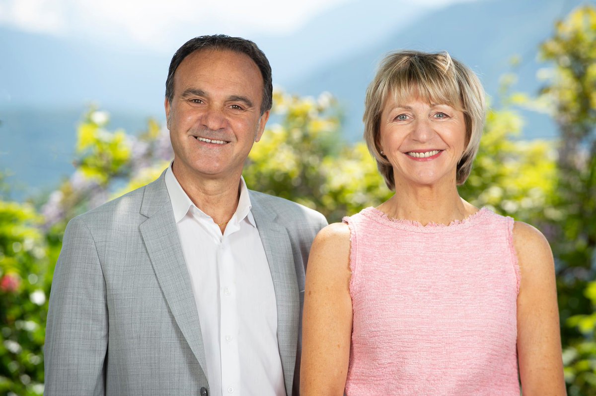 JoelleHours's tweet photo. Merci ! 
Nous  vous remercions sincèrement d’avoir placé dimanche la liste Joëlle Hours / Franck Benhamou  en 2ème position des candidats avec 27,68% des voix après la liste « France insoumise » du Printemps Isérois 35,87%. @fbenhamou62 @hoursbenhamou https://t.co/ha4OfaIi2z