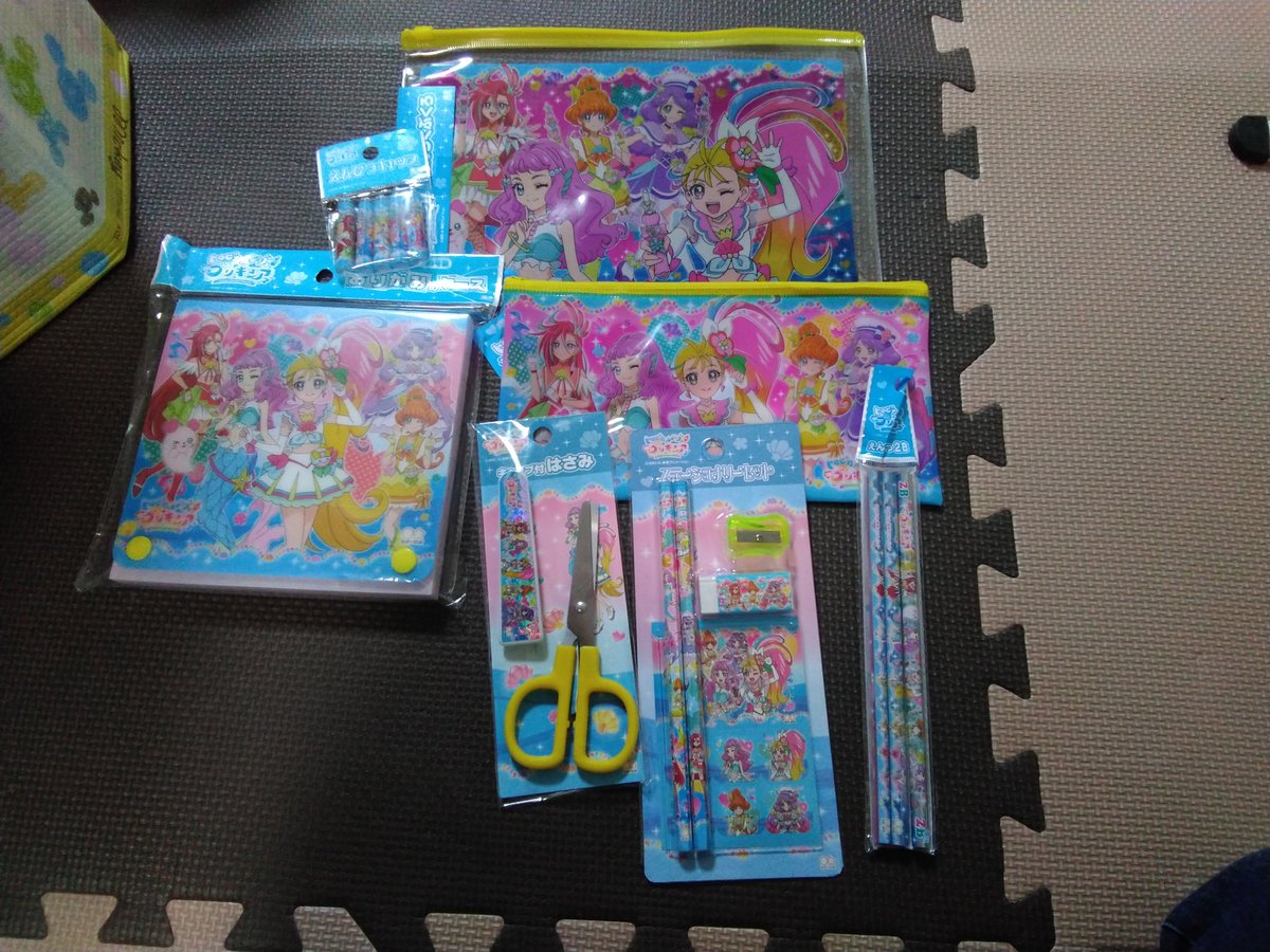 おっきぃ در توییتر やっと入手 ダイソープリキュア文具 シールはなかった 今期下敷きはないのかな キーホルダーやネームホルダーもない ハサミって毎年変えるものでもないし 下敷きがよかったなあ あとは夏のドリームステージ参戦用に人間化ローラ私服を作る おっきぃ در توییتر やっと入手 ダイソープリキュア文具 シールはなかった 今期下敷きはないのかな キーホルダーやネームホルダーもない ハサミって毎年変えるものでもないし 下敷きがよかったなあ あとは夏のドリームステージ参戦用に人間化ローラ私服を作る