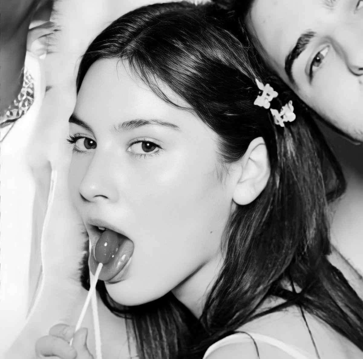 duwit's tweet image. Hello, this is Gracie Abrams. I’m looking for new friends, so i do #openfollow for all western rps. Please tap the retweet button and i’ll follow you, don’t forget to followback. Thank you. ࿔