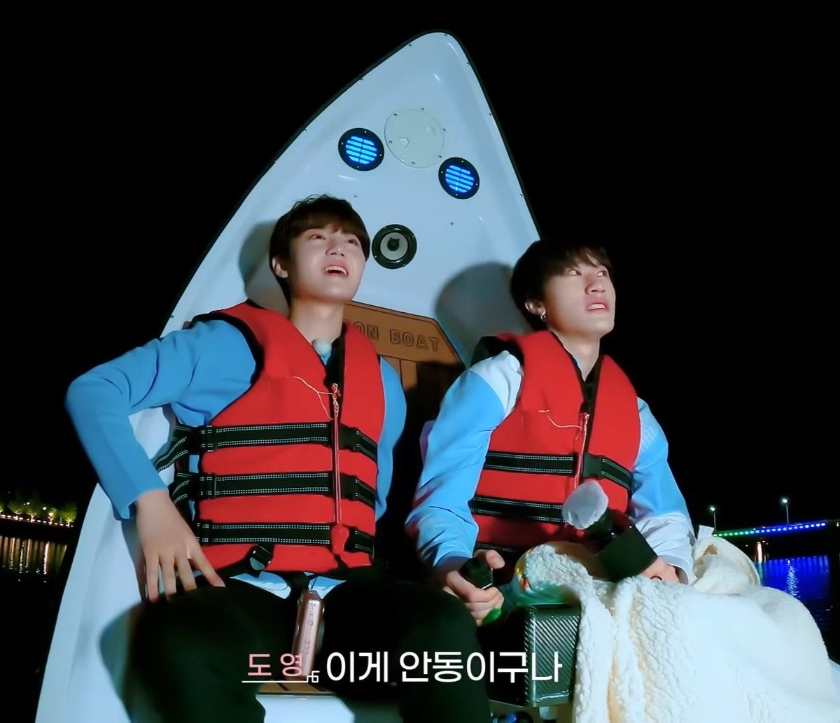 bangnana_dami's tweet photo. 오늘은 안동에 간 멤버들 덕에 행복하다ㅎ
[TREASURE X 한국관광공사] FIND YOUR KOREA EP02 - 안동

#TREASURE #트레저 #한국관광공사
#FINDYOURKOREA #EP_02 #ANDONG 
#윤재혁 #아사히 #방예담 #도영 https://t.co/ESPDW24OYe