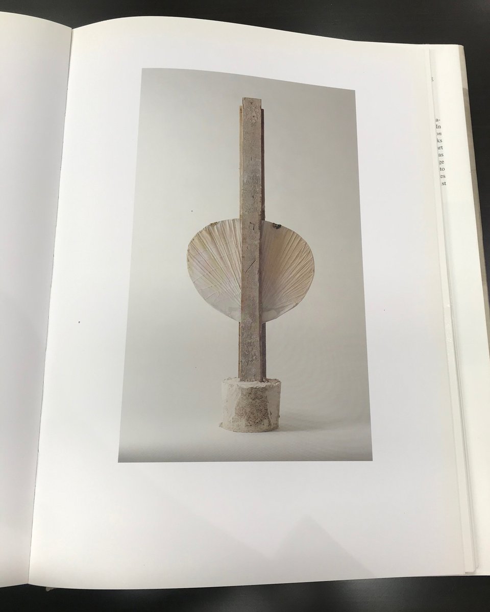 callmooncm's tweet photo. Cy Twombly, sculpture, Gaeta 1996

#inspiration https://t.co/sBuLmahiDF