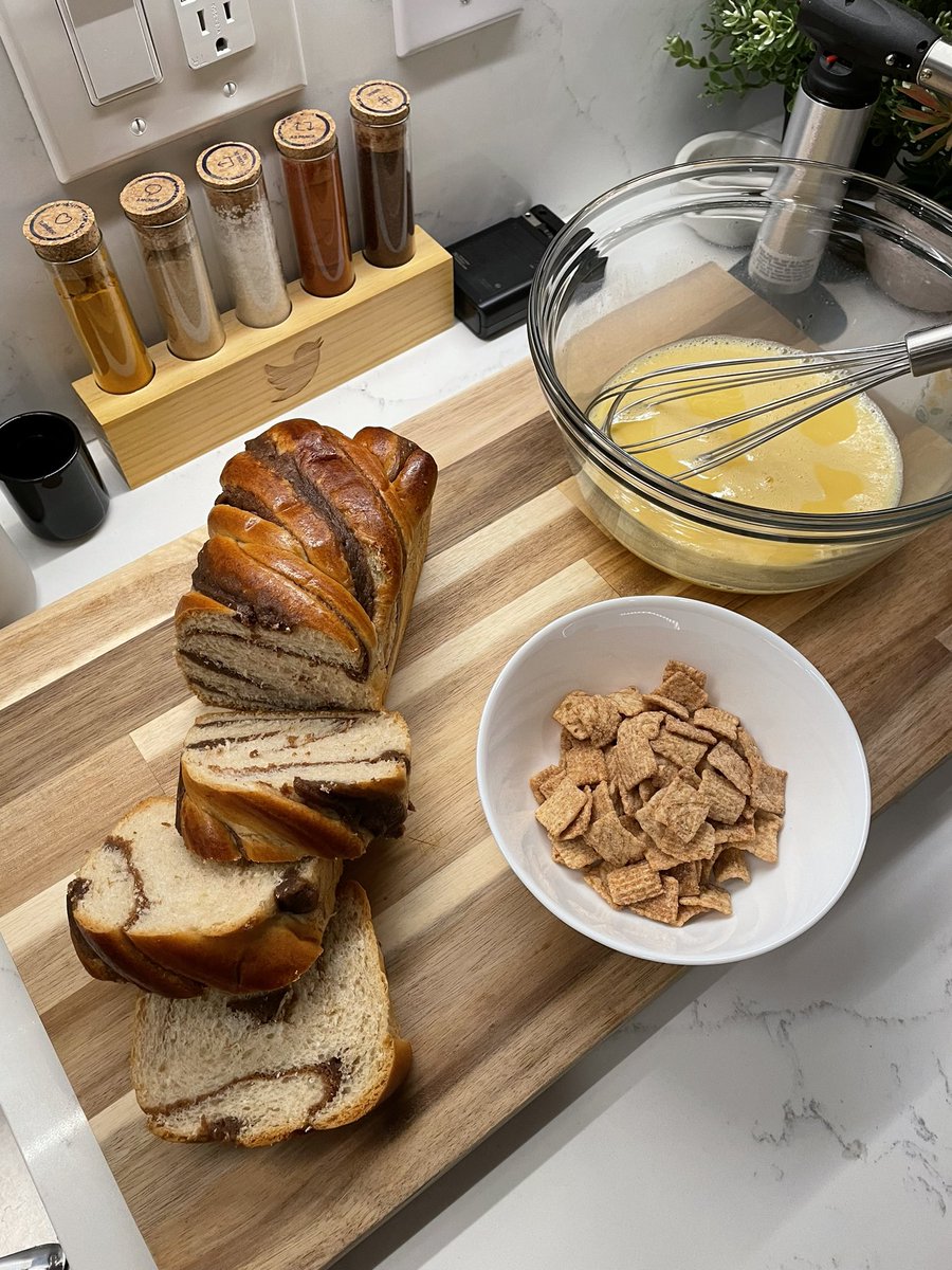 milktpapi's tweet image. 