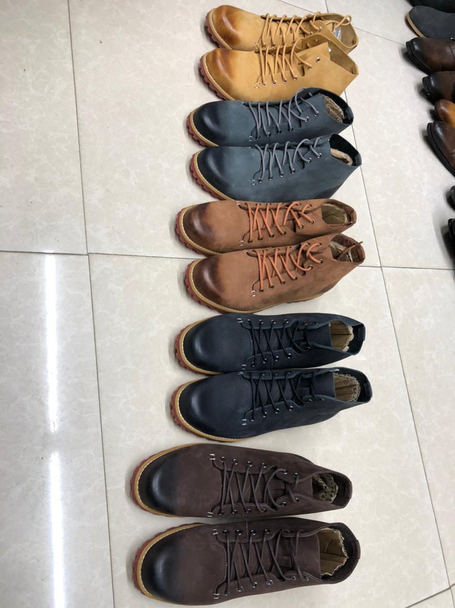 MwacheezyC's tweet photo. More Detailed Look At The Colorways 💯👟       #IkoKiatuKe https://t.co/K0b4cVHGSD
