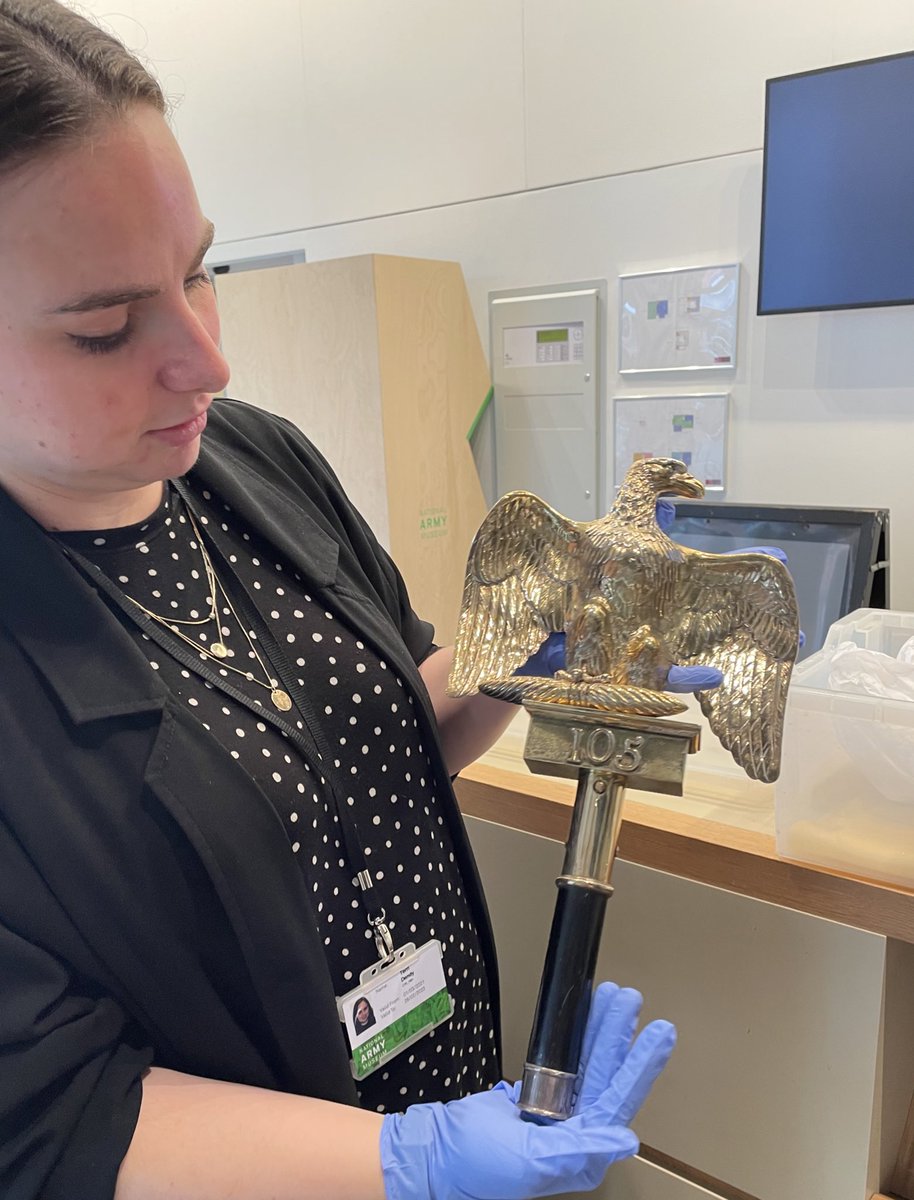 nico_lala's tweet photo. It was all due to @NAM_London loaning the 105 Eagle, captured at the Battle of Waterloo by Corporal Francis Styles, so it could be reunited on display with his medal at the @HCavMuseum for the next 3 months  #WaterlooHeroes display! 

A historic day we won’t forget in a hurry! https://t.co/5xTGu3NW76
