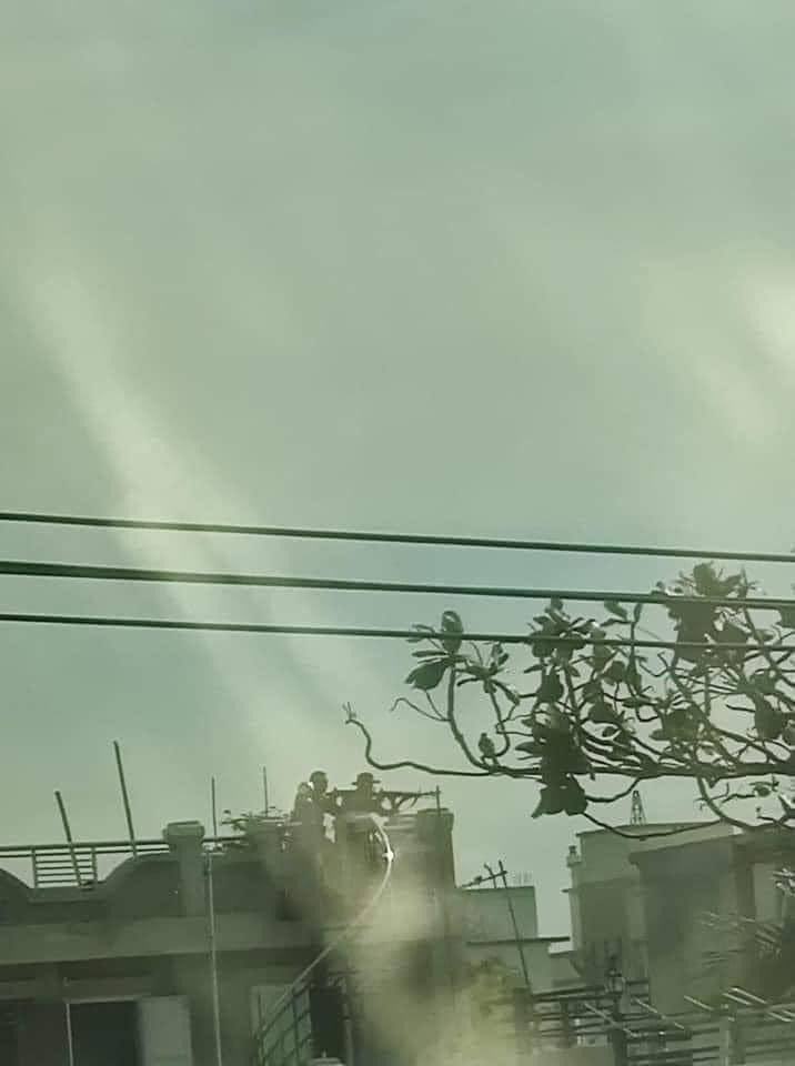 Mandalay: The snipers are also spotted stationing on top of 54x55, 111 St. Heavy troops with heavy armed and reinforcement are surrounding People Defence Force (PDF)Youths at the boarding house. It’s worrisome for PDF.  #June22Coup #WhatsHappeningInMyanmar