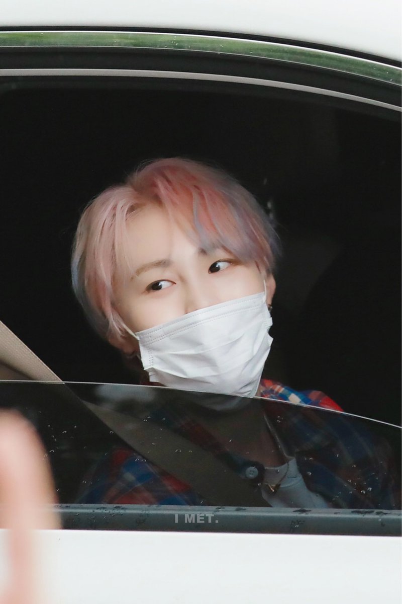 imet_0322's tweet photo. ✊🏻

#하성운
#HASUNGWOON https://t.co/3Ls67dC6UV