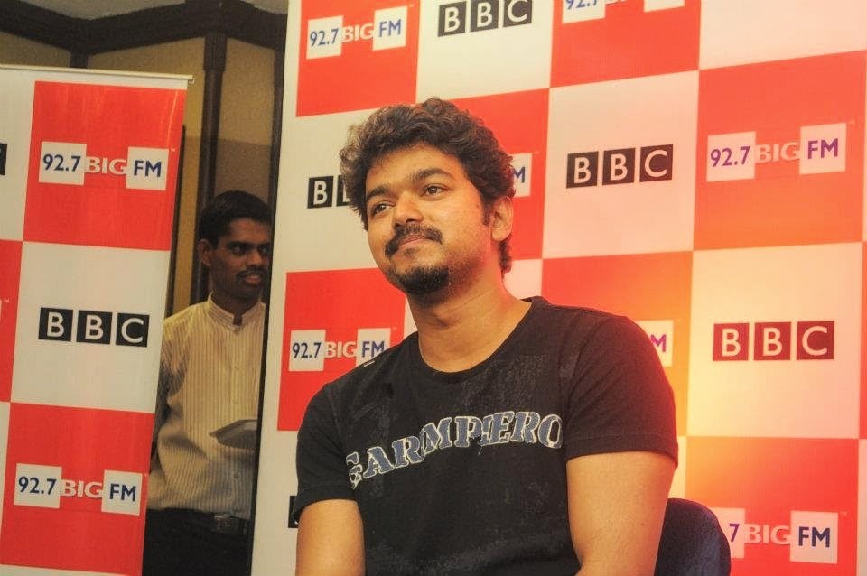 directoranu's tweet photo. I took these pics of #ilayathalapathyvijay back in 2011 when I was working as reporter in @AnandaVikatan It was a dream come true moment for me, to see him so close 🙈 I couldn't stop myself from clicking all his cute expressions.❤️ #HBDTHALAPATHYVijay #HappyBirthdayThalapathy https://t.co/gqwPgKuL5x