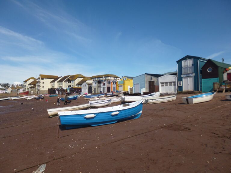 RJonTourUK's tweet photo. Devon is a lovely county for a holiday, it has a pretty coastline and lovely countryside to explore.

Whats your favourite part of #devon 

https://t.co/QOW1s4mrRY #earlybiz #TravelTuesday https://t.co/7FFeODDrRb